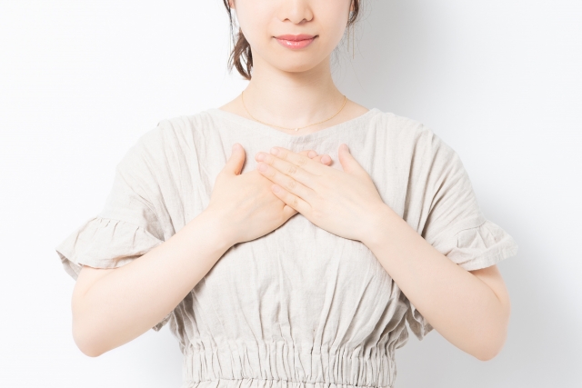 女性