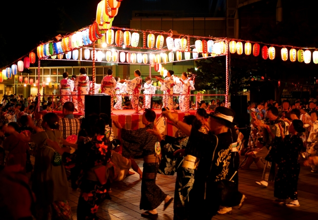 盆踊り